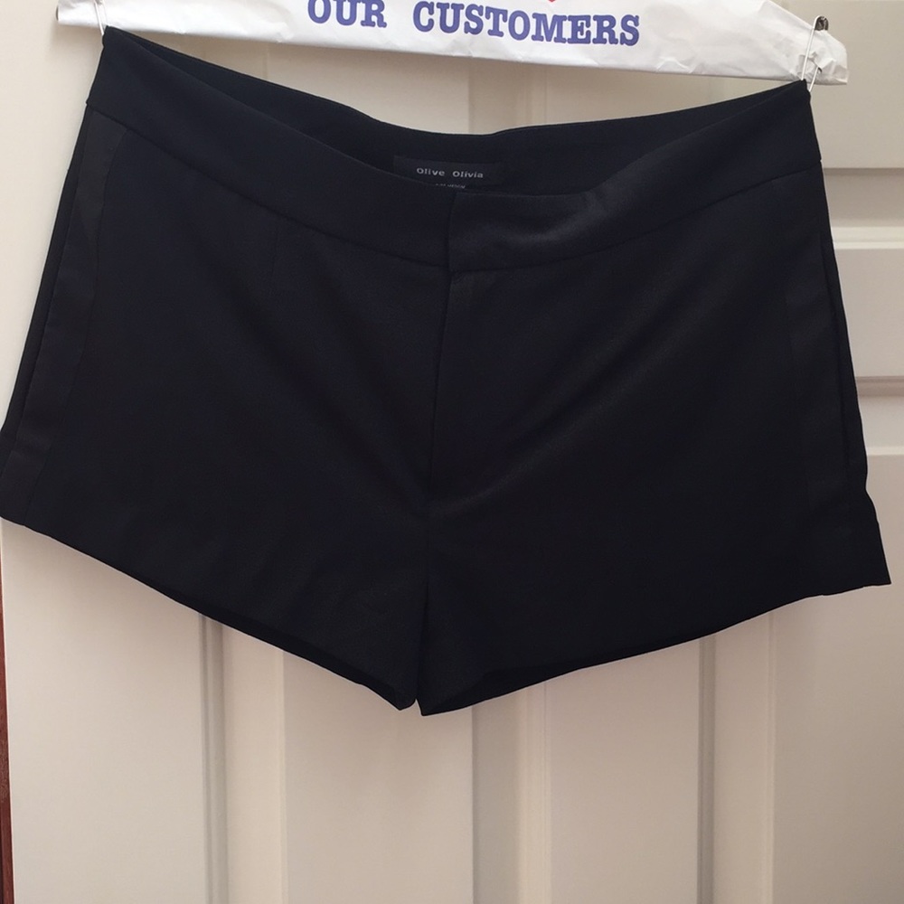 Olive Olivia black tuxedo shorts. Size M